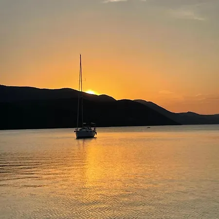公寓 Golden Hour With Terrace And Sea View, Luka, Dugi Otok Luka (Dugi Otok)